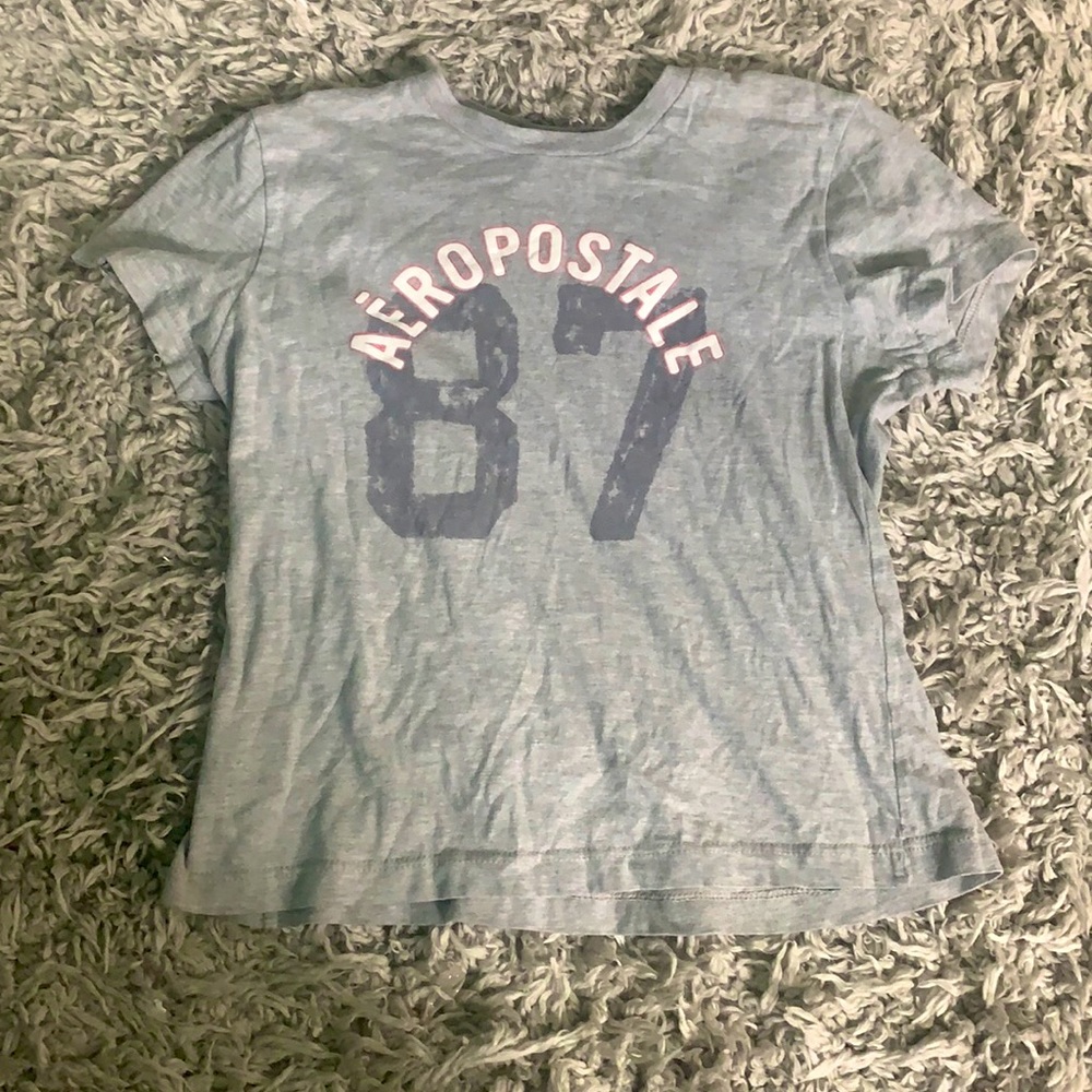 Aeropostale Boyfriend Tee, Color Grey, Size Large in Girls